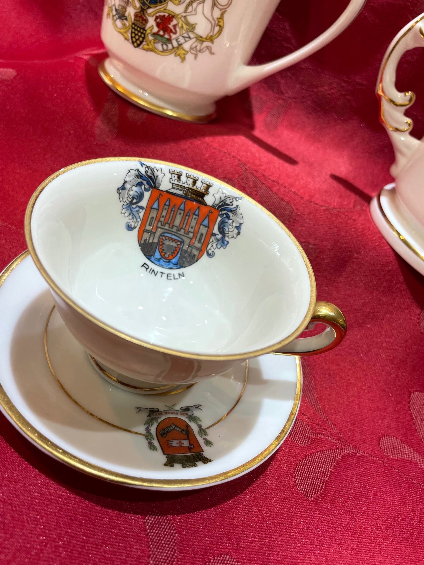 Coleccion De 3 Tazas Conmemorativas De Porcelana Inglesa