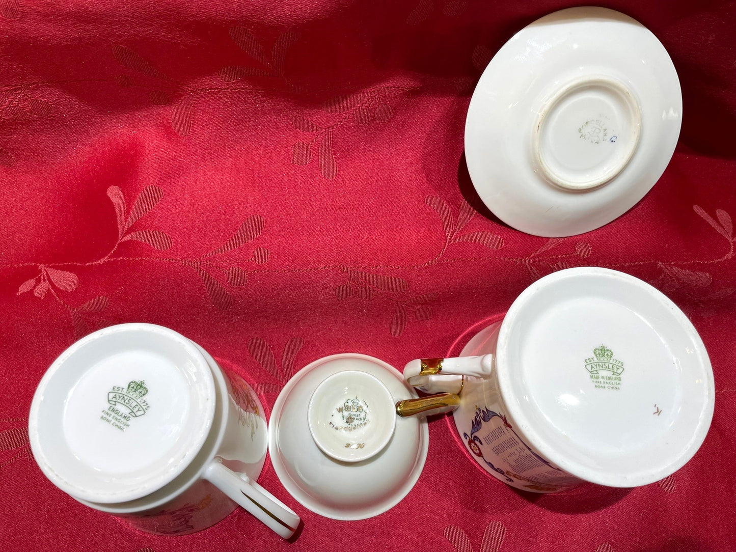 Coleccion De 3 Tazas Conmemorativas De Porcelana Inglesa