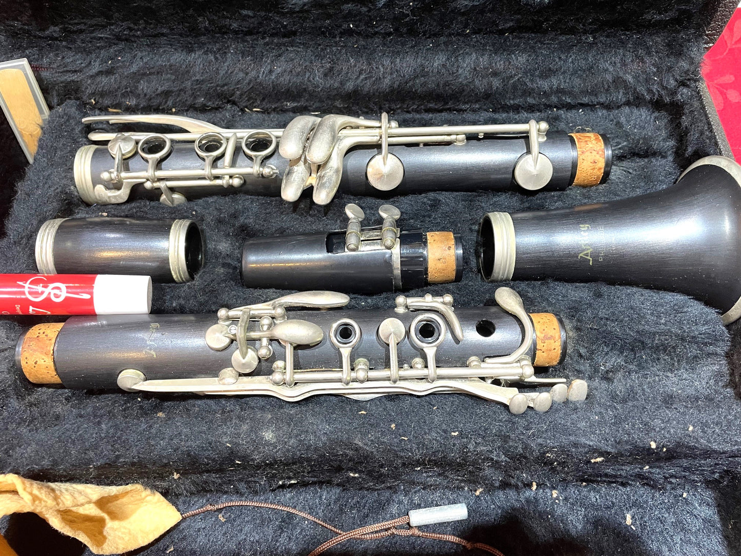 Gran Clarinete Marca Artley Americano, Completo (Usado)