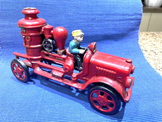 Antiguo Juguete Carro Bombero De Fierro Solido