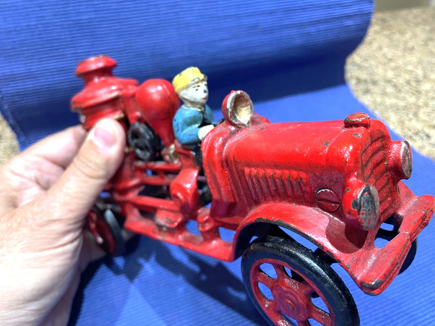 Antiguo Juguete Carro Bombero De Fierro Solido