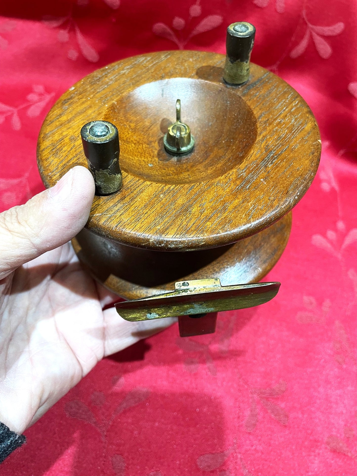 Antiguo Gran Carrete De Pesca Bote De Madera y bronce 12,5 Cm
