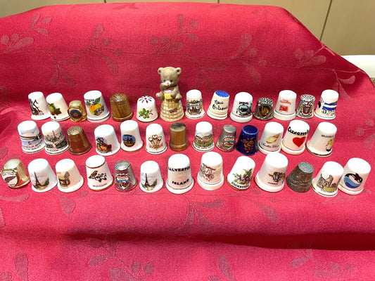 Linda Coleccion De 40 Dedales Dedal