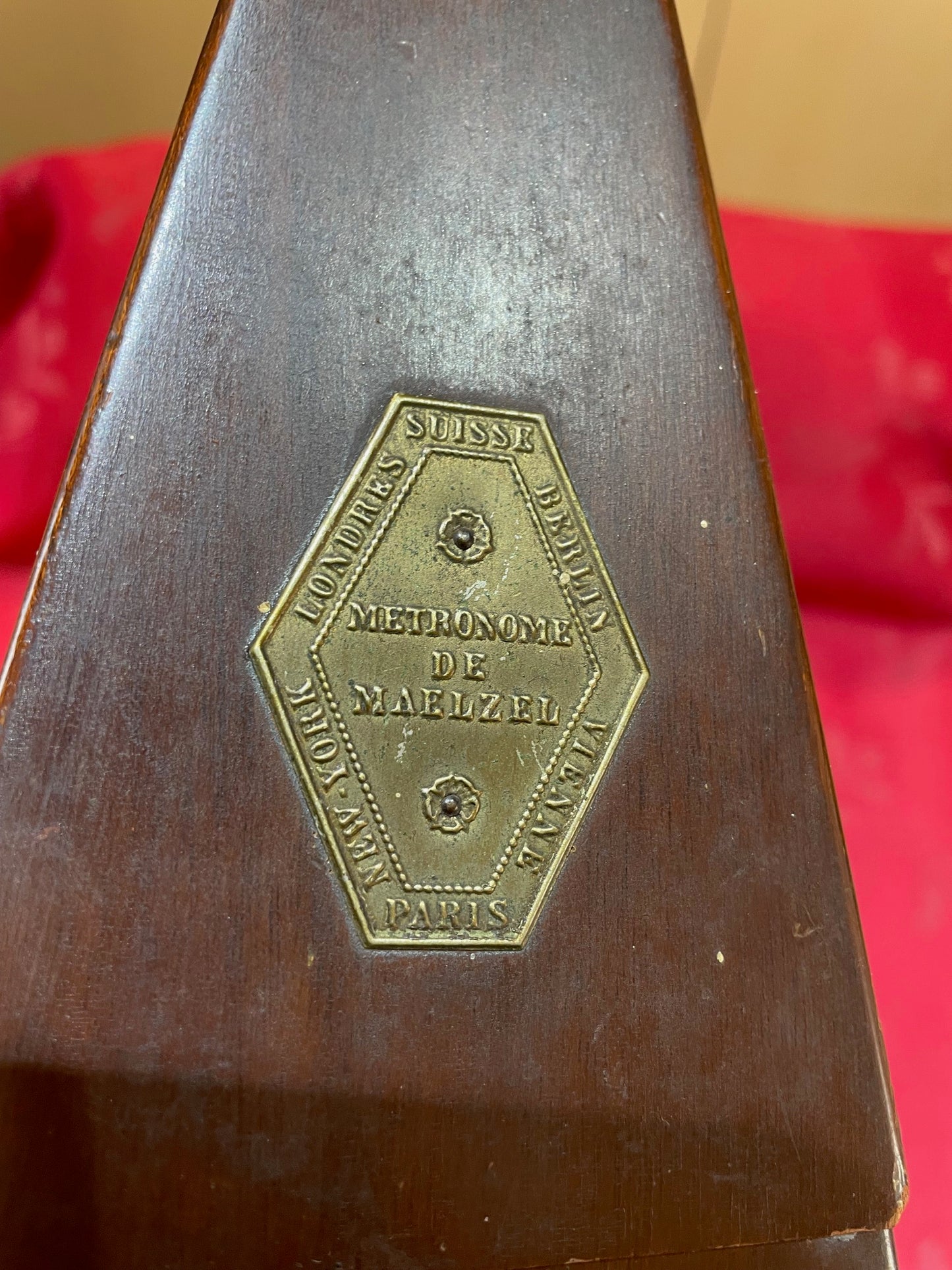 Antiguo Metronomo De Madera Maelzel Buen Estado
