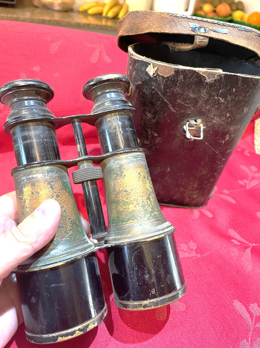 Antiguos Binoculares Franceses Chevalier De Bronce Con Estuche