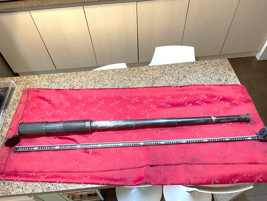 Antiguo Catalejo Telescopio De Bronce Y Cuero 110 Cm. marca E. Vion Frances