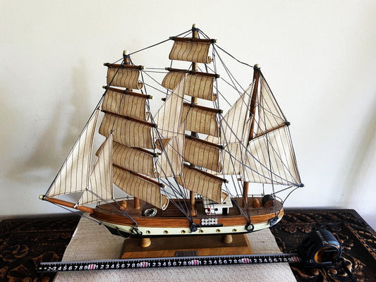Preciosa Maqueta Modelo Velero Fragata Antigua