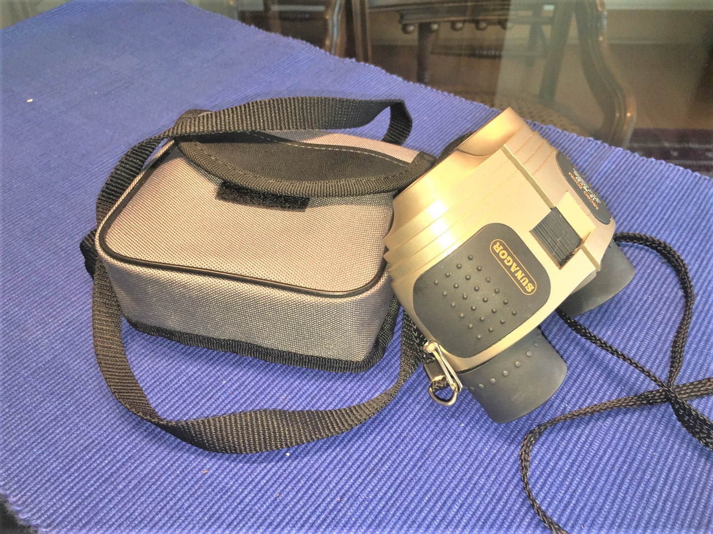 Binoculares Sunagor Micro Zoom 10-40 X 21 Bak 4