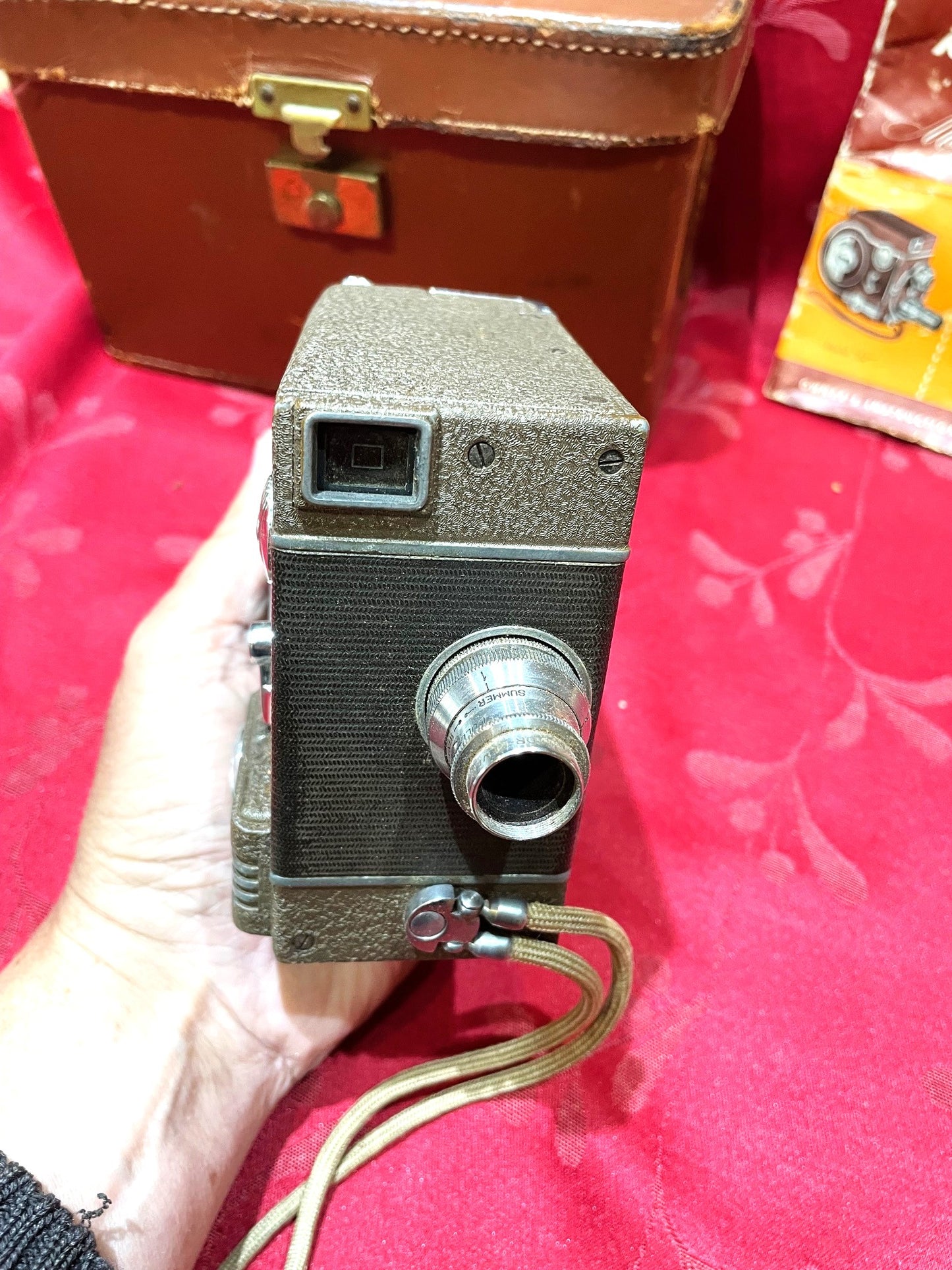 Antigua Cámara Filmadora 8mm Revere C/estuche