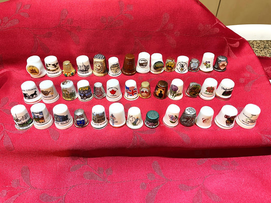 Linda Coleccion De 40 Dedales Dedal