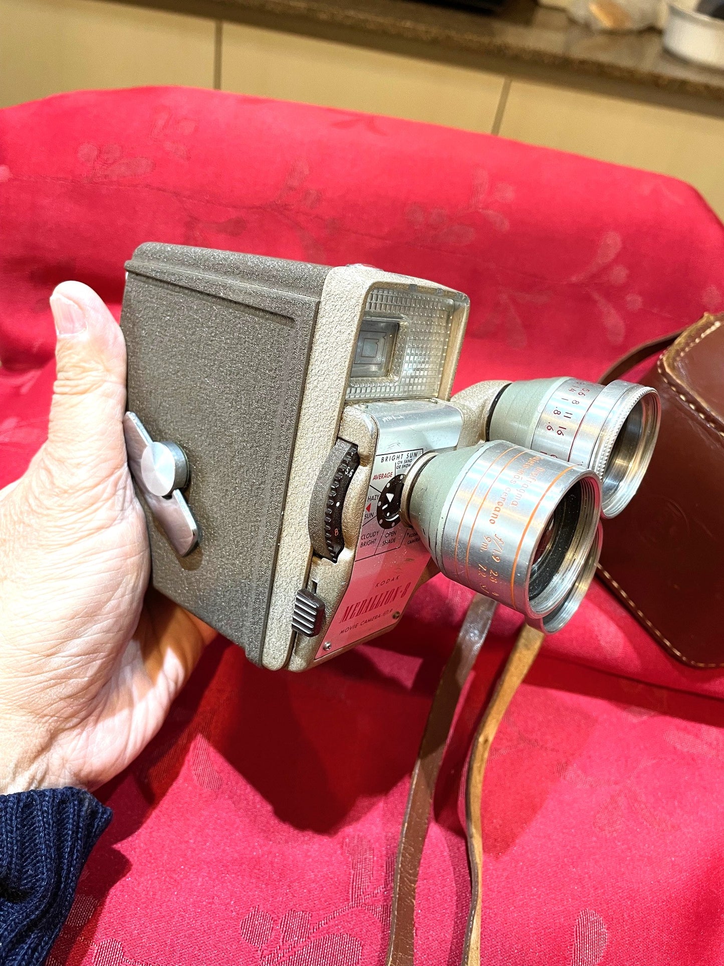Antigua Cámara Filmadora 8mm Kodak Medallion C/estuche