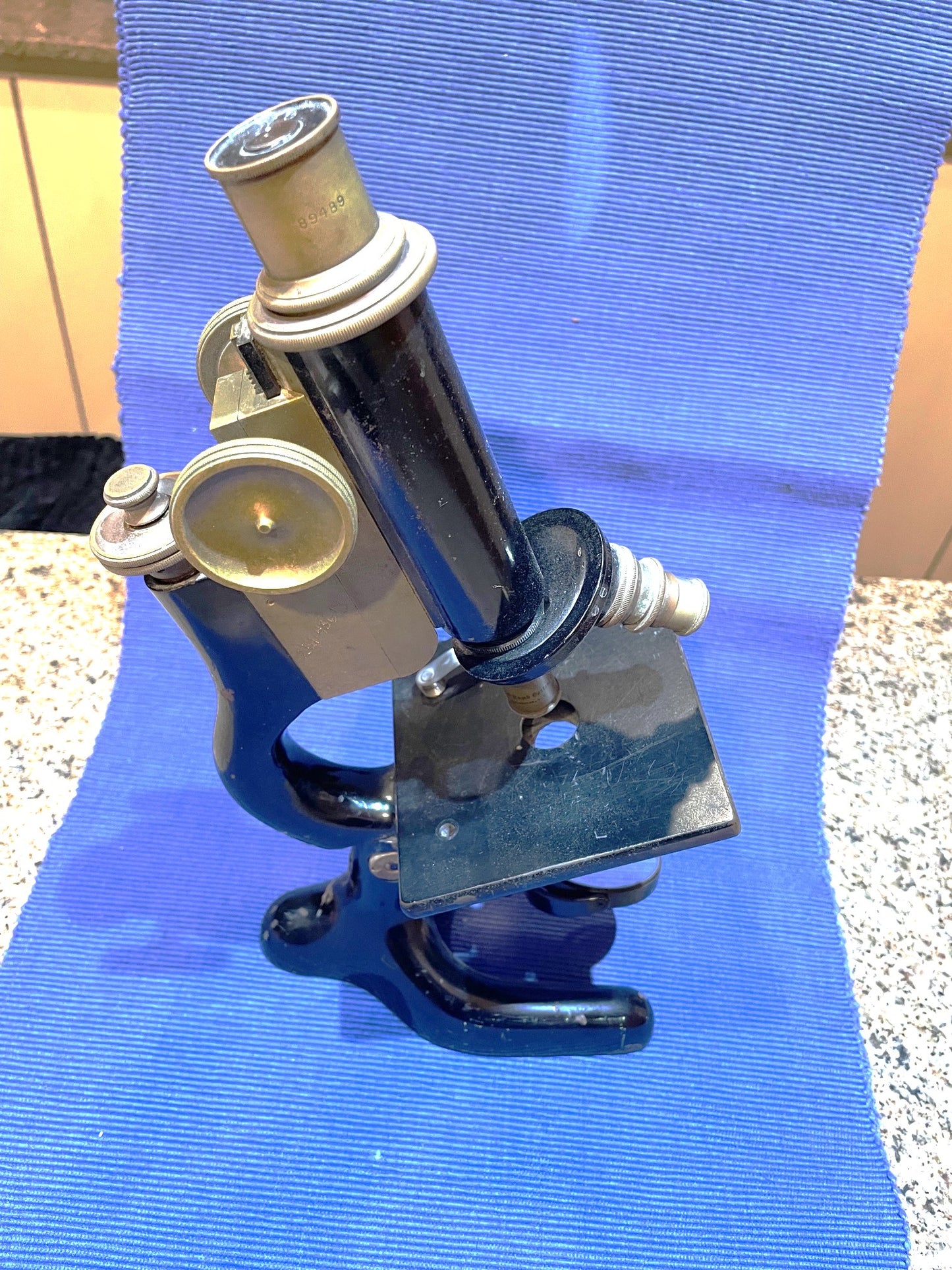Antiguo Microscopio De Bronce Y Metal Bausch & Lomb