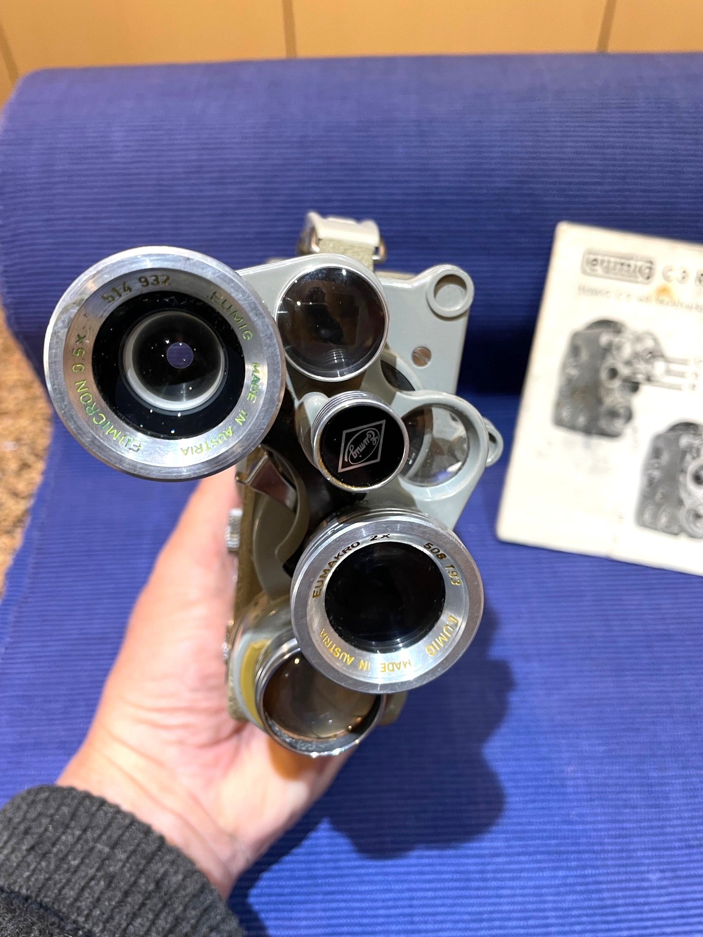 Curiosa Antigua Cámara Filmadora 8mm Eumig C3 Austriaca