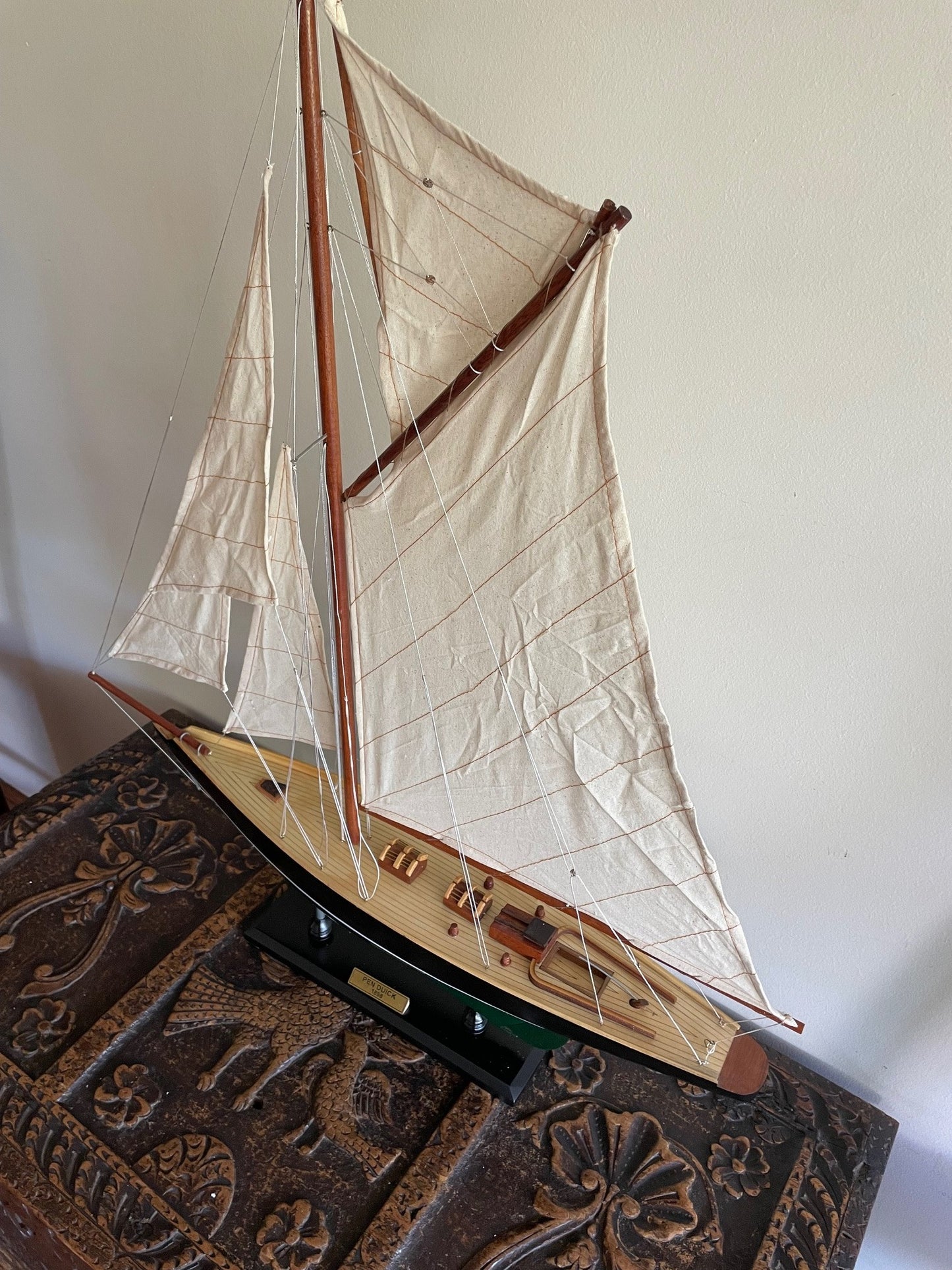 Preciosa Gran Maqueta Modelo Velero Yate De 70 X 77 Cm