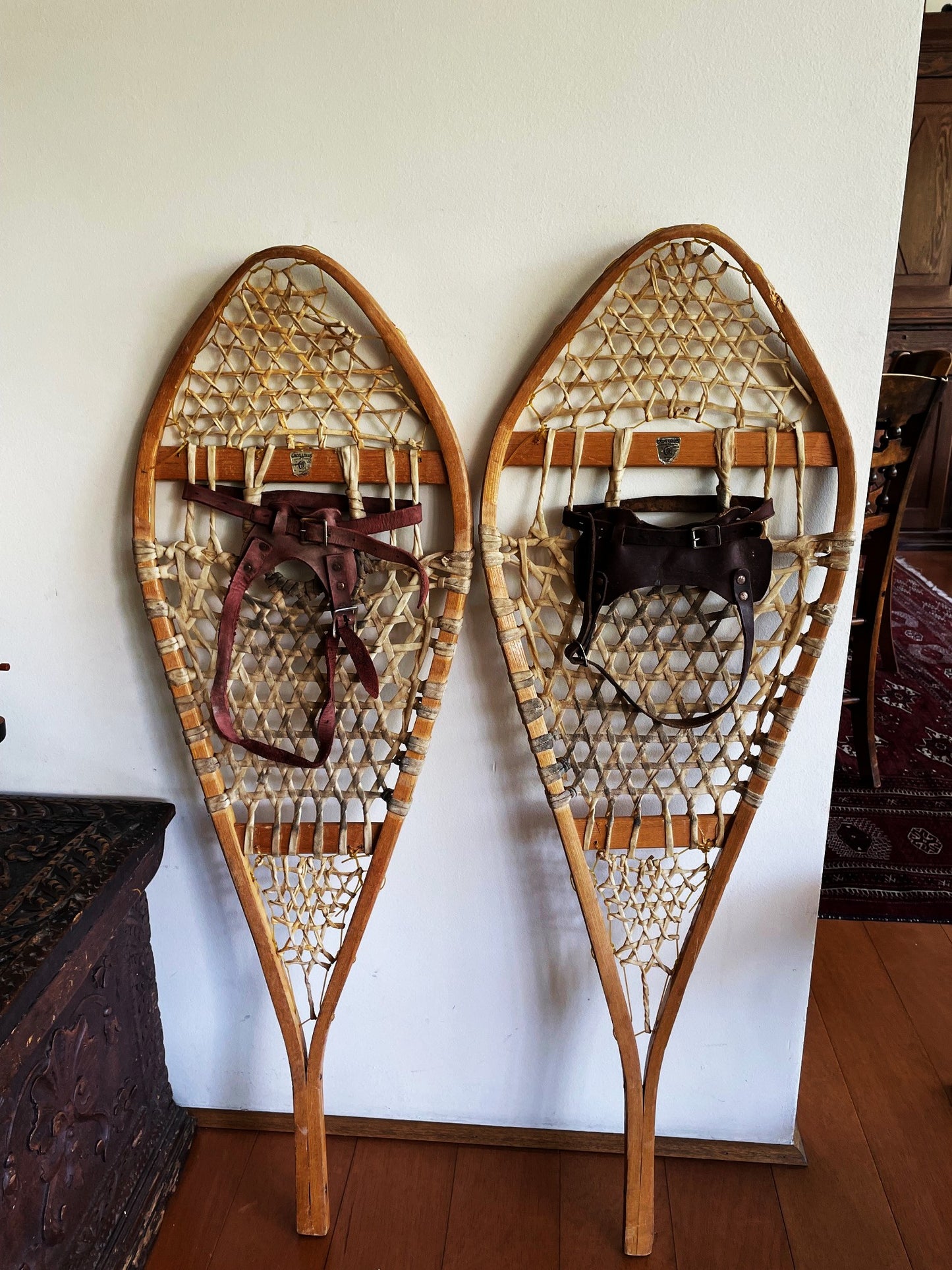 Antiguo Par De Raquetas Para La Nieve 107 Cm