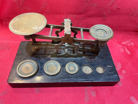 Pesa O Balanza Inglesa De Madera Y Bronce S Mordan