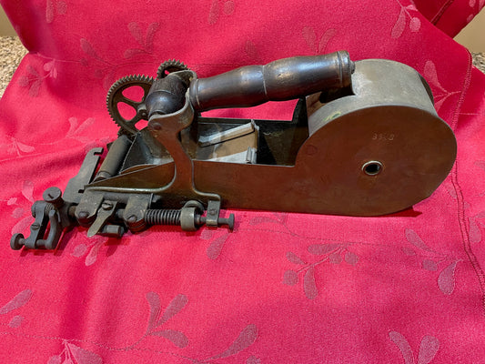 Curiosa Antigua Máquina Dispensadora De Cinta Adhesiva de Bronce