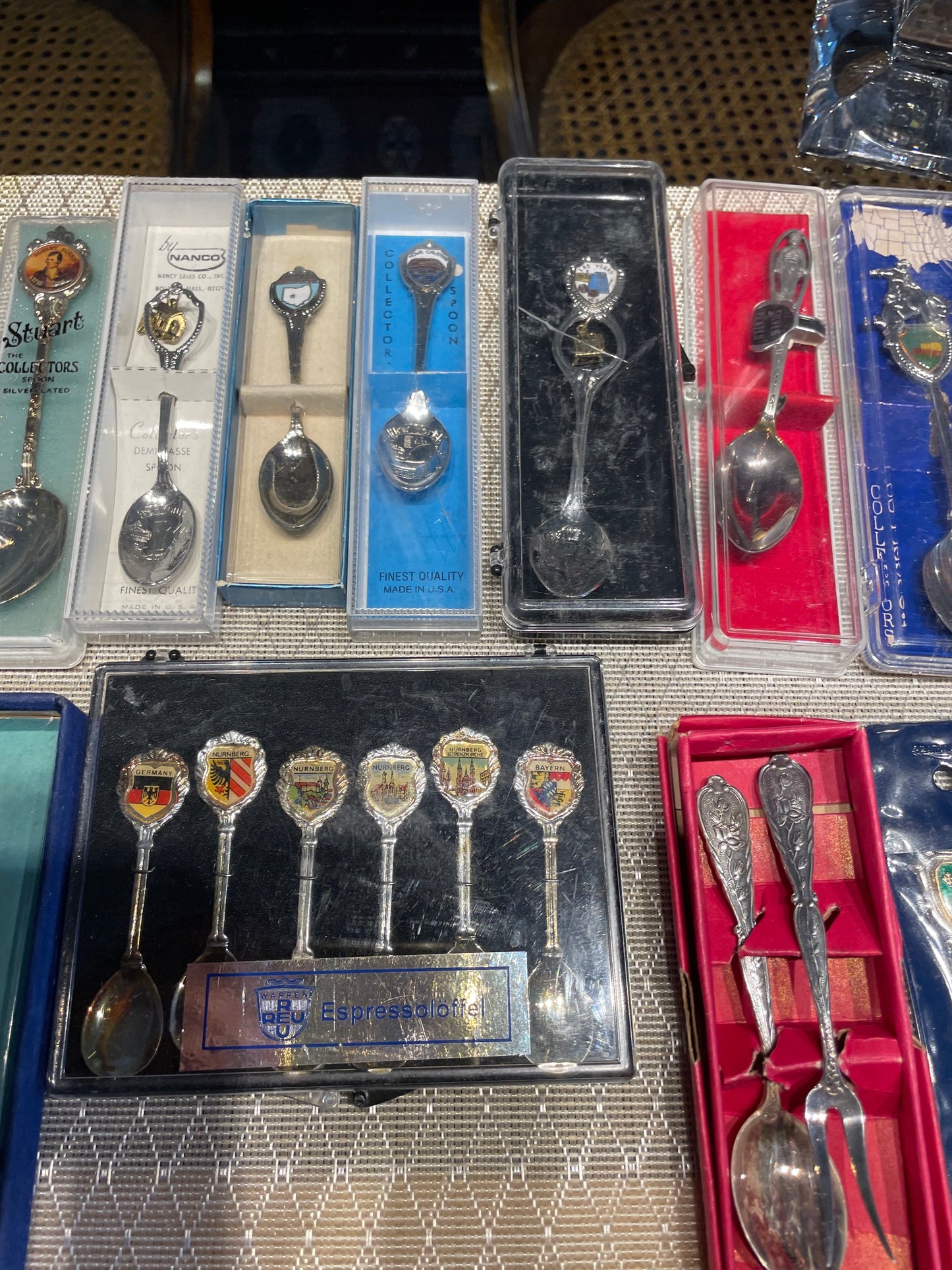 Coleccion De 20 Cucharitas Souvenirs En Sus Cajas Original