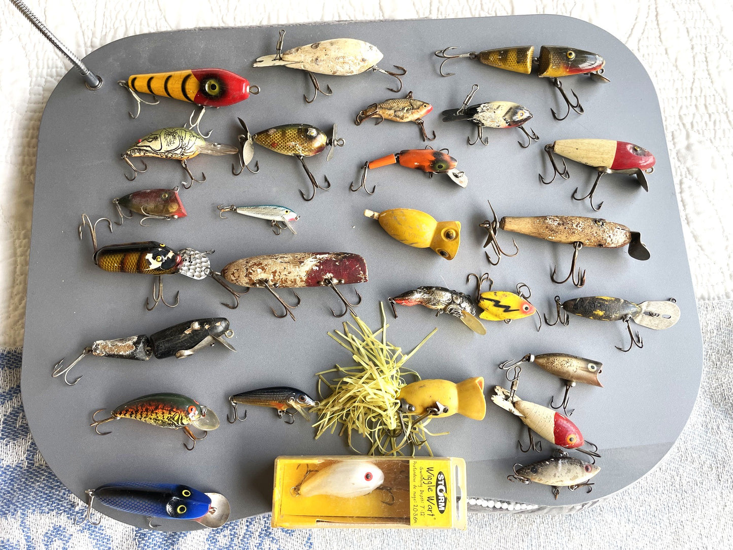 Colección De 27 Antiguos Señuelos De Pesca