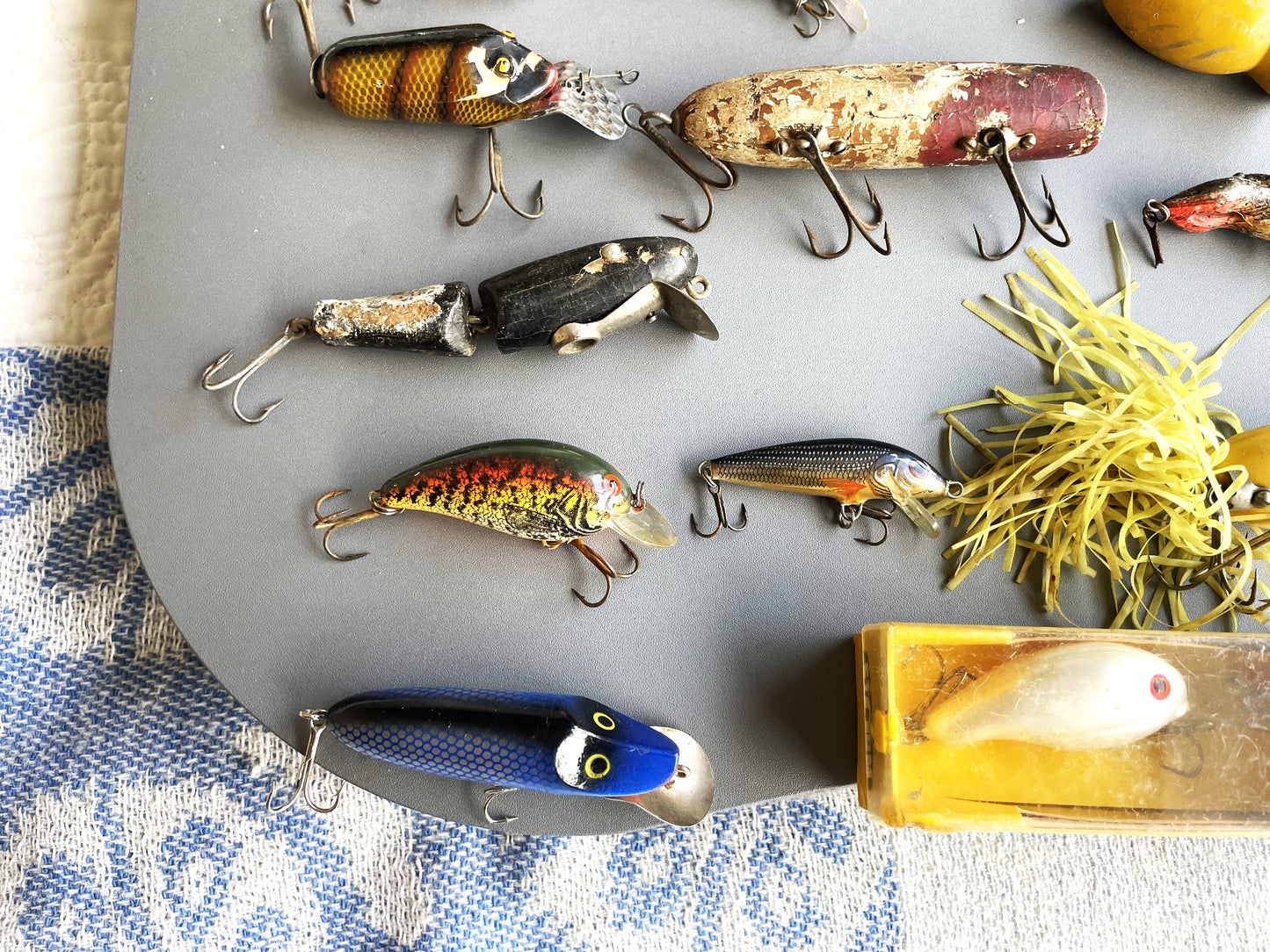 Colección De 27 Antiguos Señuelos De Pesca
