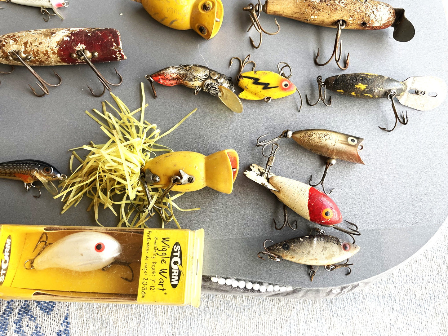 Colección De 27 Antiguos Señuelos De Pesca