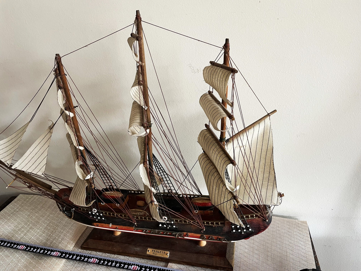 Preciosa Maqueta Modelo Barco Velero Fragata Antigua De 70 X 52 Cm