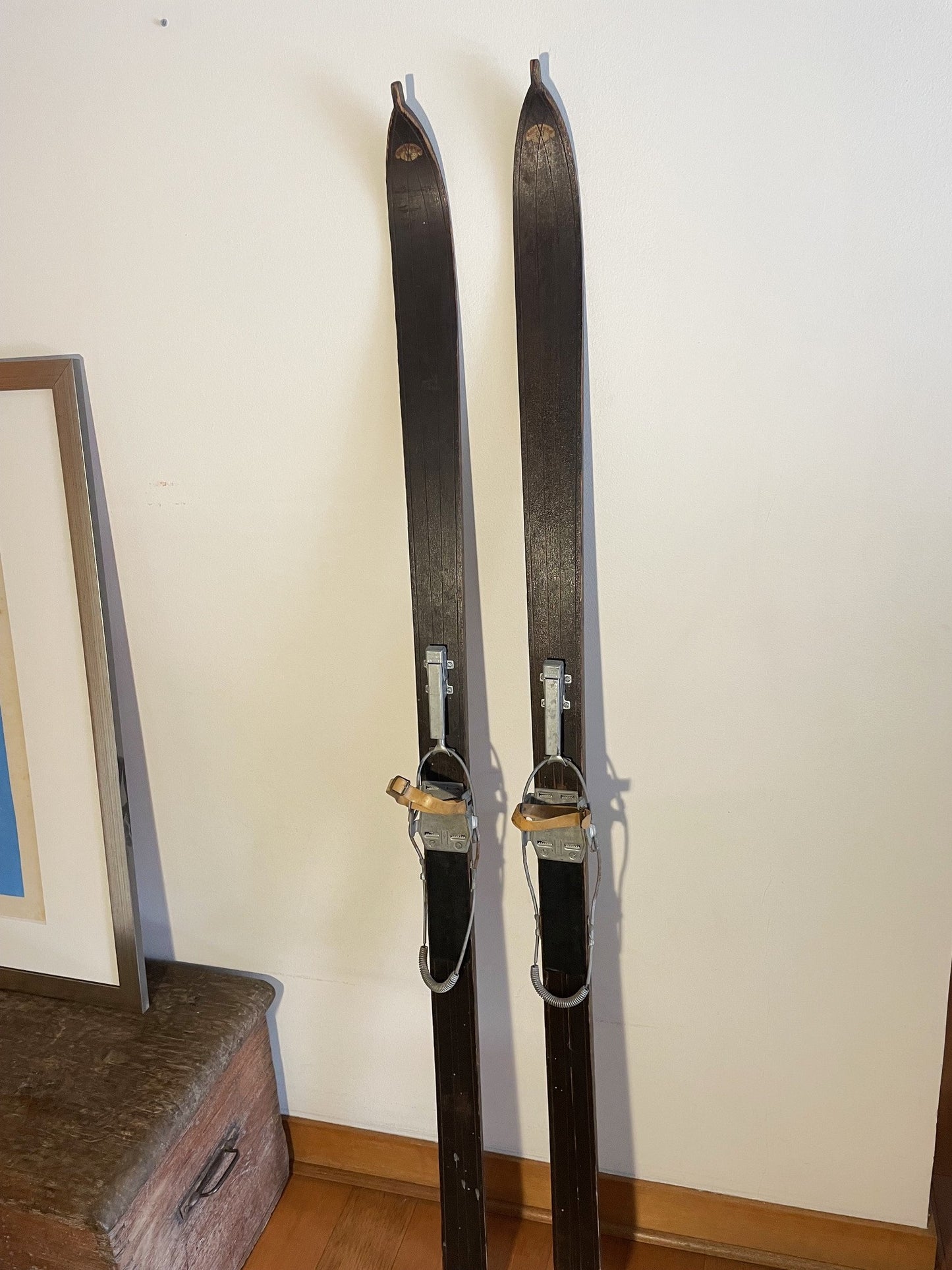 Muy Antiguos Skis Skies Esquies De Madera 1,8 Mts Northland
