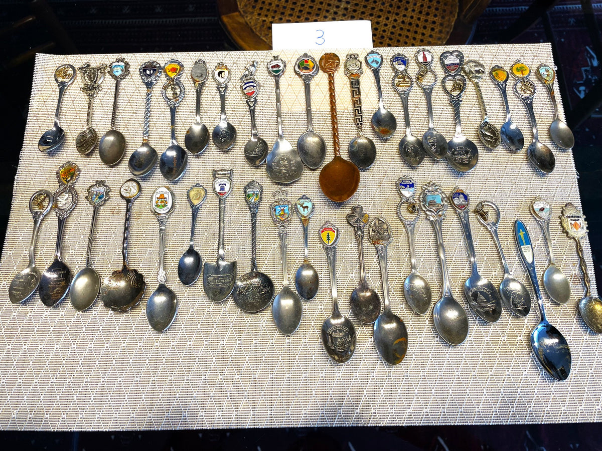Gran Colección De 40 Cucharitas Souvenirs En Buen Estado