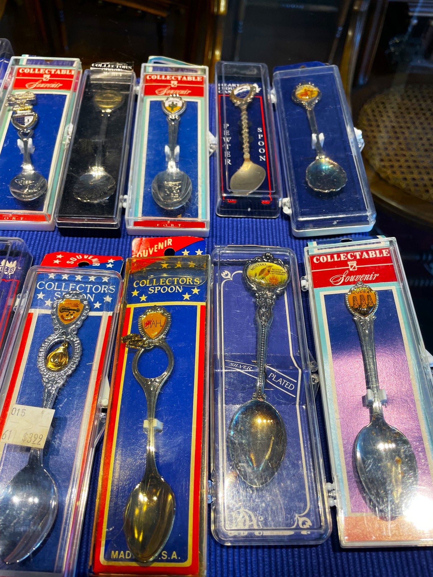 Linda Coleccion De 20 Cucharitas Souvenirs En Sus Cajas