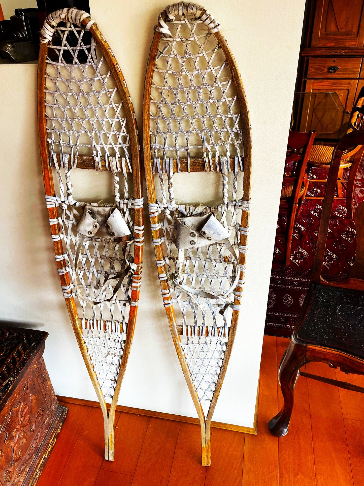 Gran Par De Antiguas Raquetas Zapatos Para La Nieve 143 Cm
